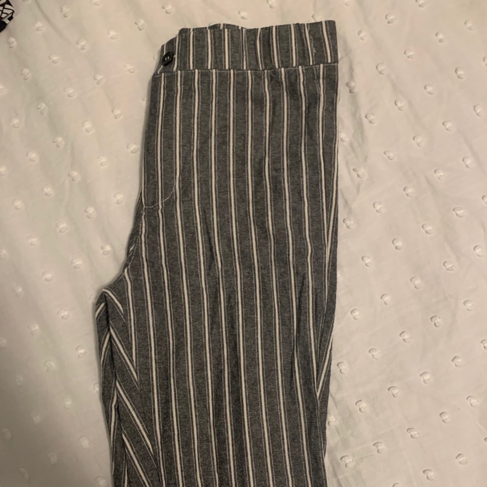 Ivy and Main Striped Cropped Pants